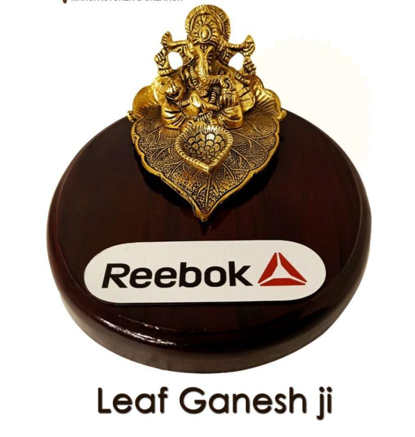  Brown Wooden Ganesh Plate 