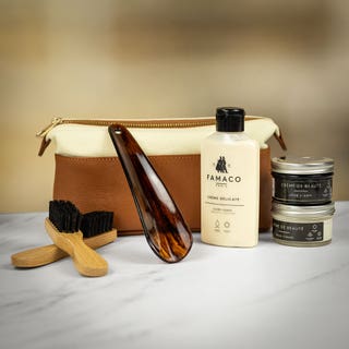 Escape Garnie - Beige/Black Shoe Care Kit