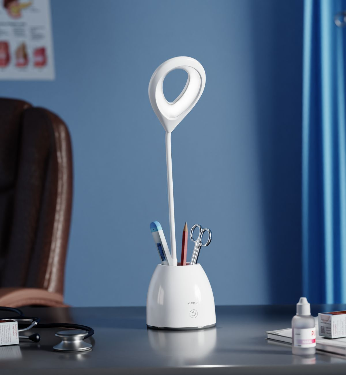 Xech Pen Stand Lamp
