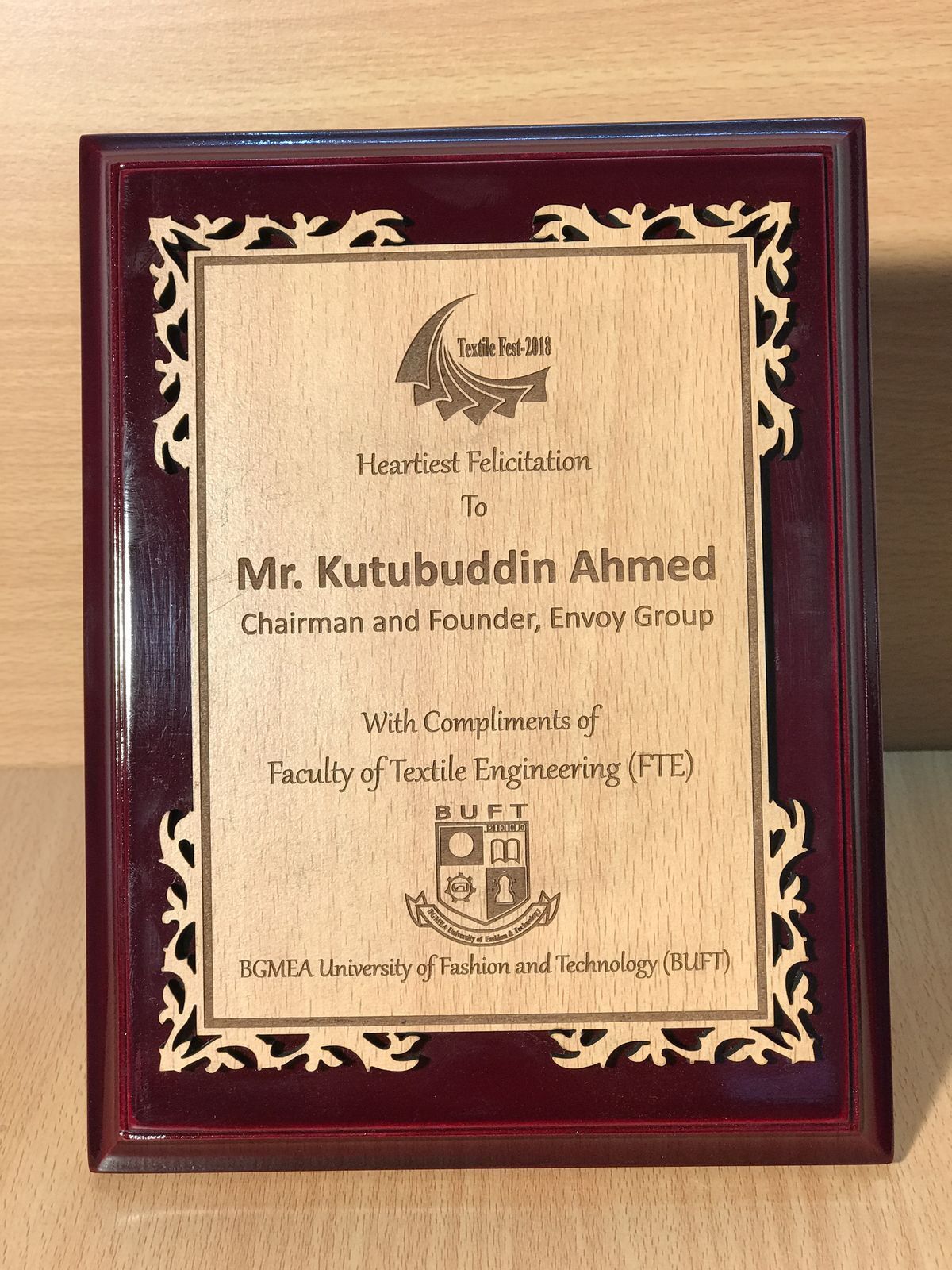 Classic Wooden Certificate Plaque