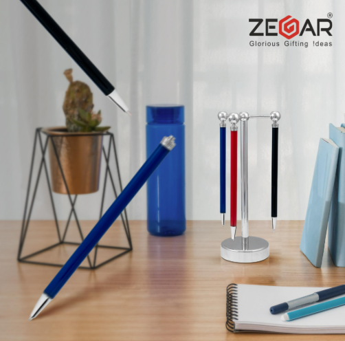 Metal Pen Stand